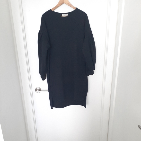The Cleaning Puff Sleeves Midi Dress - Picture 2 of 8